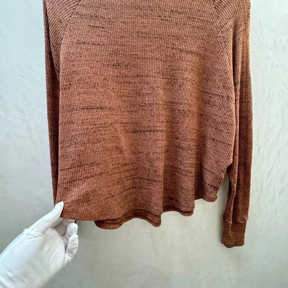 Treasure and Bond || Baby Cowl Cropped Curved Hem Slub Sweater Rust Orange XS - Picture 7 of 11